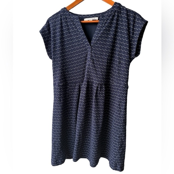 LOFT Scalloped Y Neck Swing Dress Size Small - Picture 4 of 7